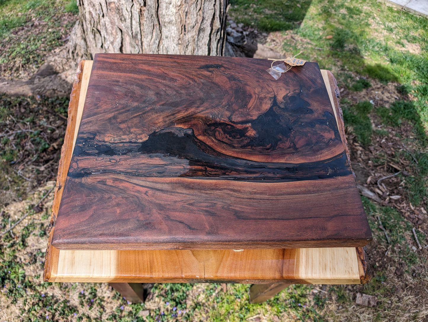 Walnut Cutting Board Epoxy Inner Burl